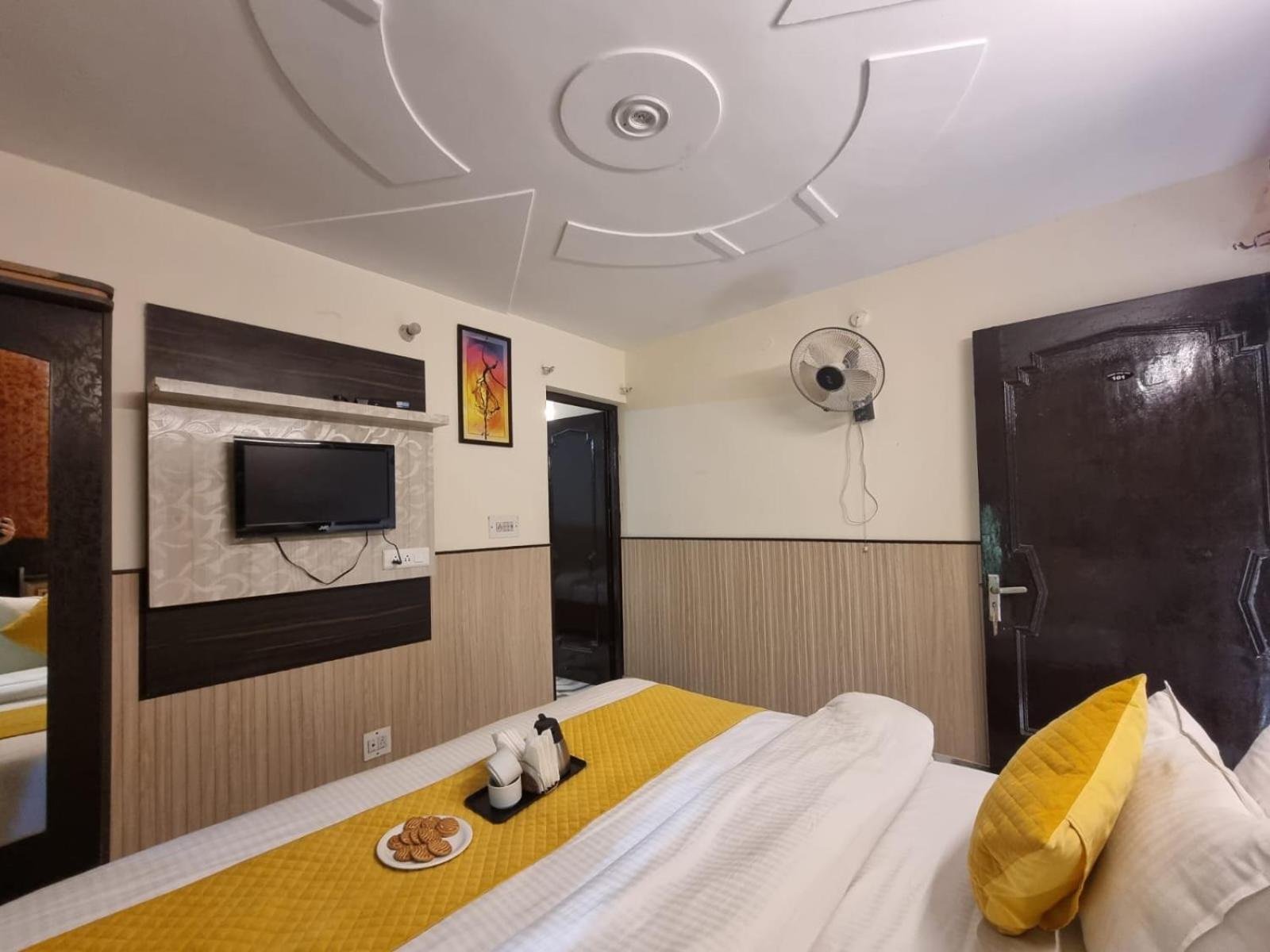 Hotel Stay Well Banikhet Esterno foto