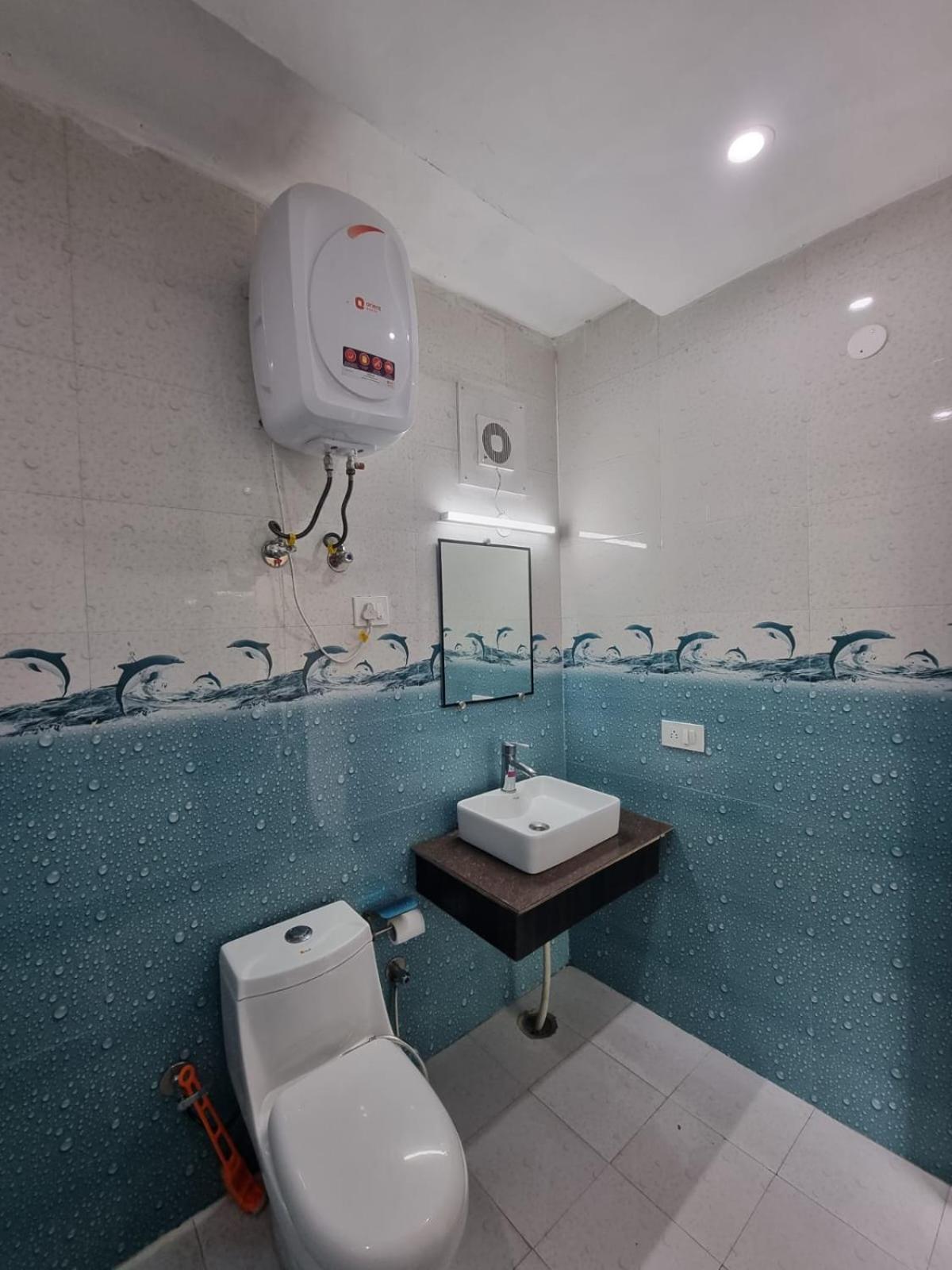 Hotel Stay Well Banikhet Esterno foto