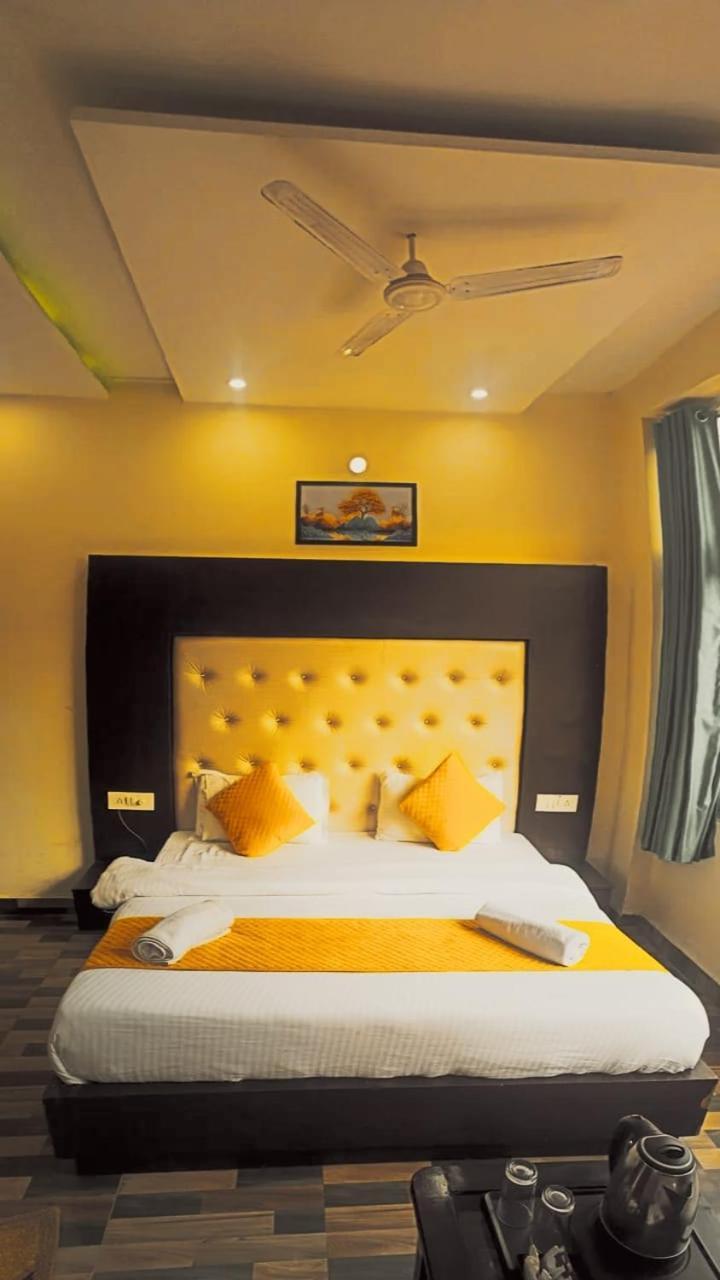 Hotel Stay Well Banikhet Esterno foto